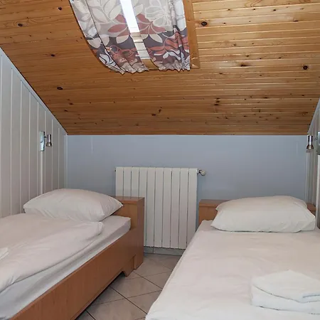 Paolija App3 Apartment